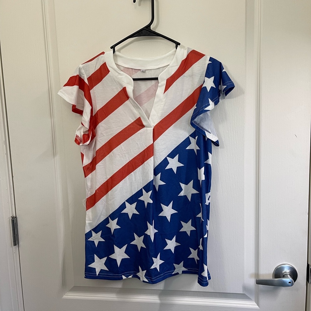 Patriotic American Flag Star T-Shirt Vneck flutter cap sleeve Size M